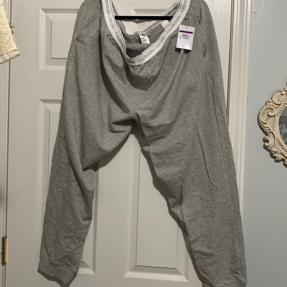 BNWT 2X Calvin Klein light weight sleep joggers